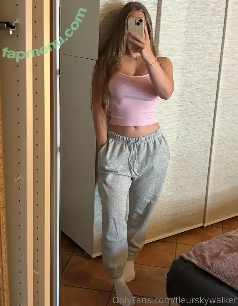 FleurSkywalker nude photo #0152 (fleurskywalkerr)