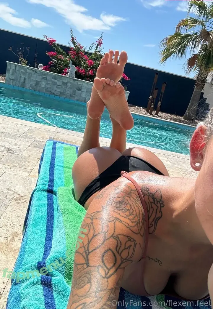flexem.feet nude photo #0016 (flexem.feet)
