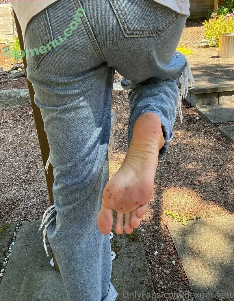 flexem.feet nude photo #0022 (flexem.feet)