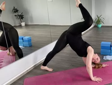 Flexible Beauties / beauty_flexible nude photo #1408