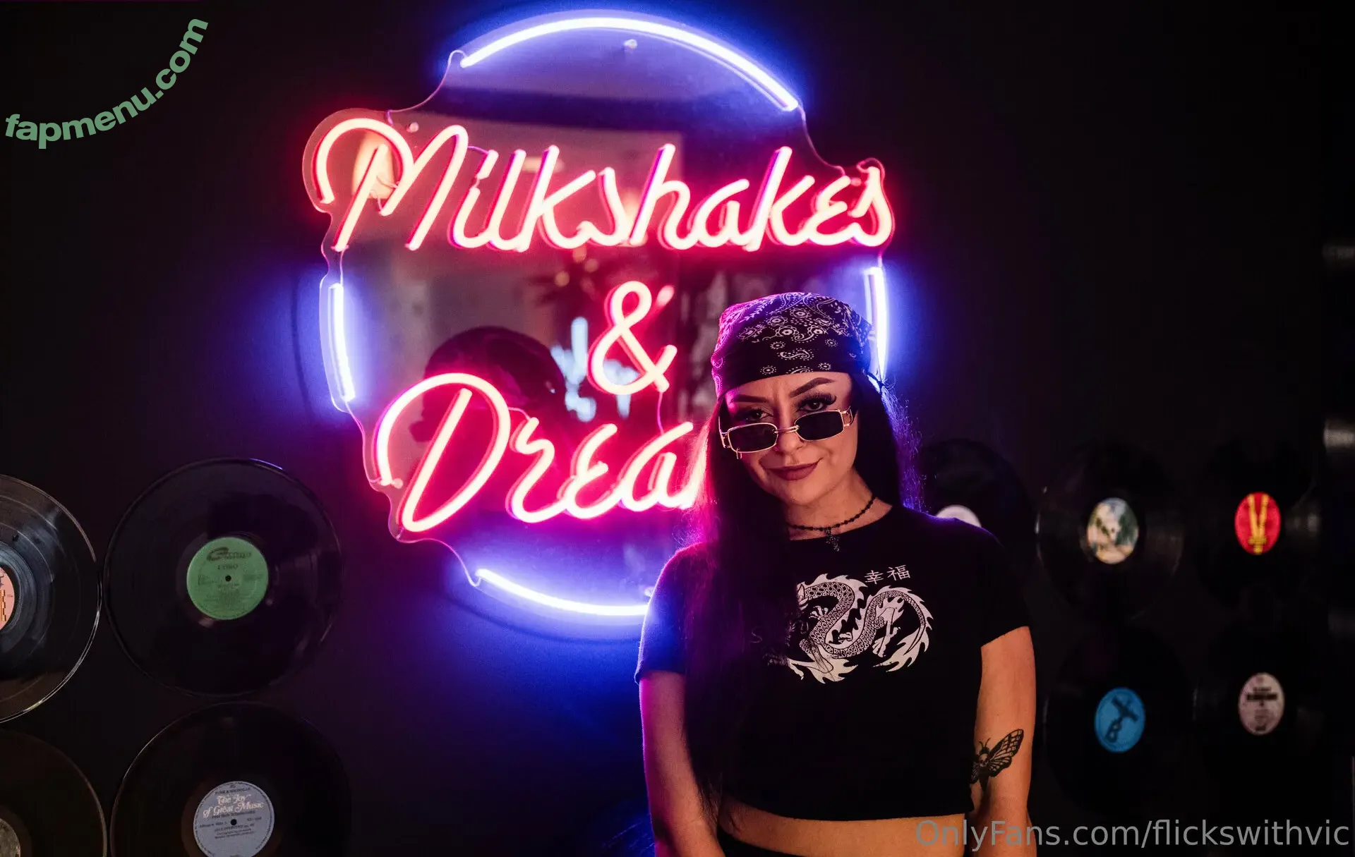 flickswithvic nude photo #0003 (flickswithviic)