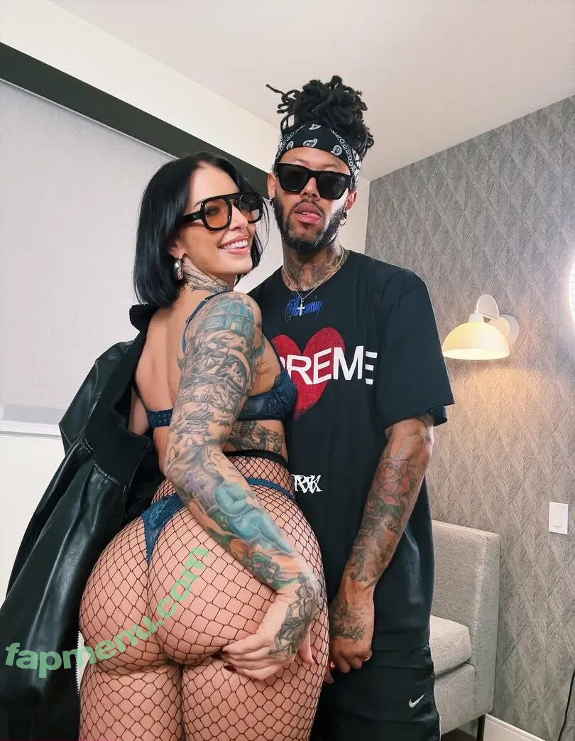 flightlifexxx nude photo #0292 (FlightLifeMars / FlightLifeMars3)