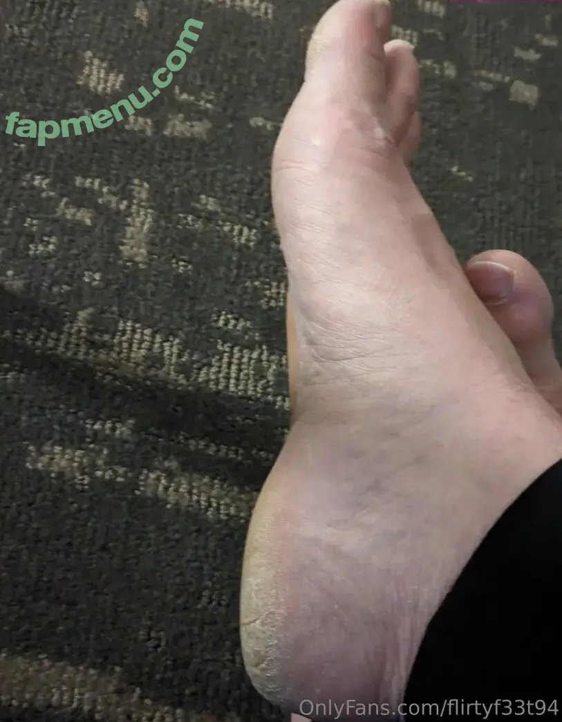 flirtyf33t94 nude photo #0046 (peanutbutterandjellyaddict)