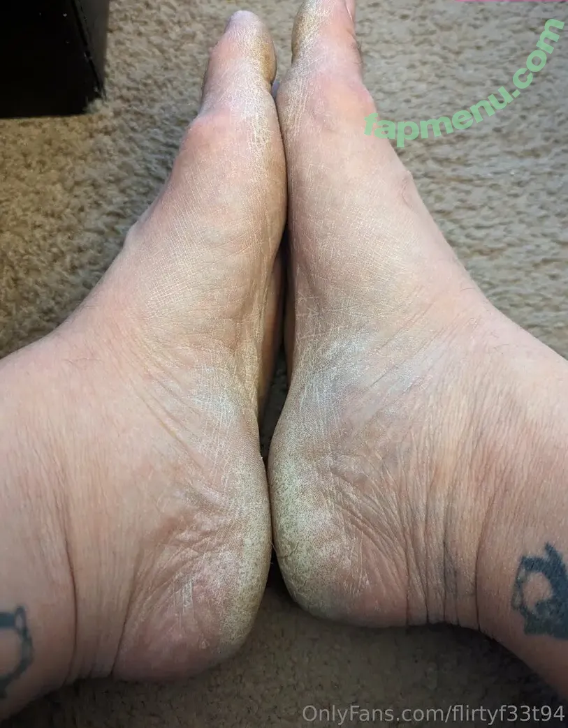 flirtyf33t94 nude photo #0065 (peanutbutterandjellyaddict)