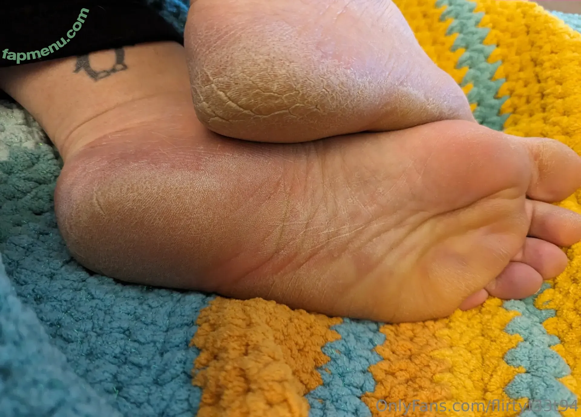 flirtyf33t94 nude photo #0077 (peanutbutterandjellyaddict)