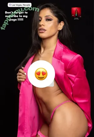 flopajares / Carameltreattt / Florencia Britos / Florencia Pajares / iamcaramelbrunettee nude photo #0039