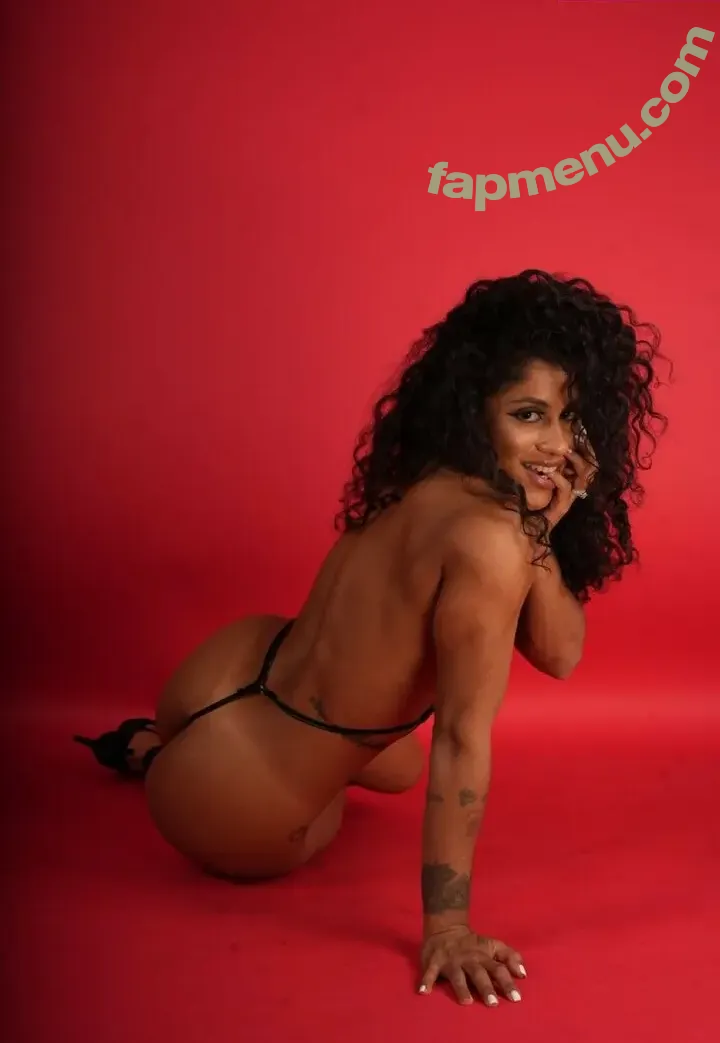 flopajares nude photo #0028 (Carameltreattt / Florencia Britos / Florencia Pajares / iamcaramelbrunettee)