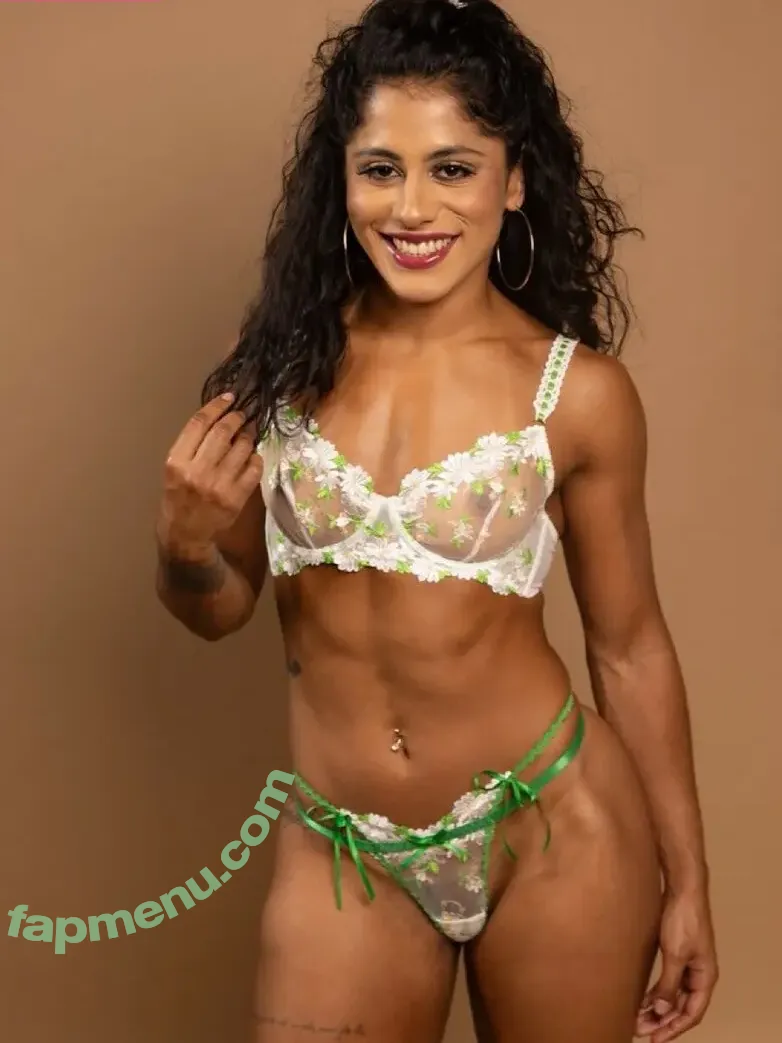 flopajares nude photo #0041 (Carameltreattt / Florencia Britos / Florencia Pajares / iamcaramelbrunettee)