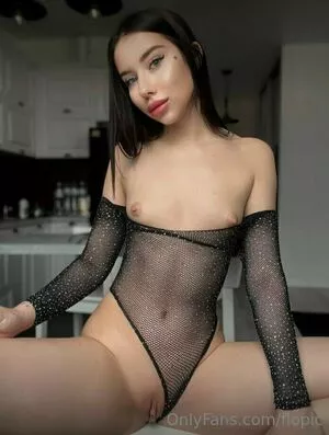 flopic / flopichilooficial nude photo #0153