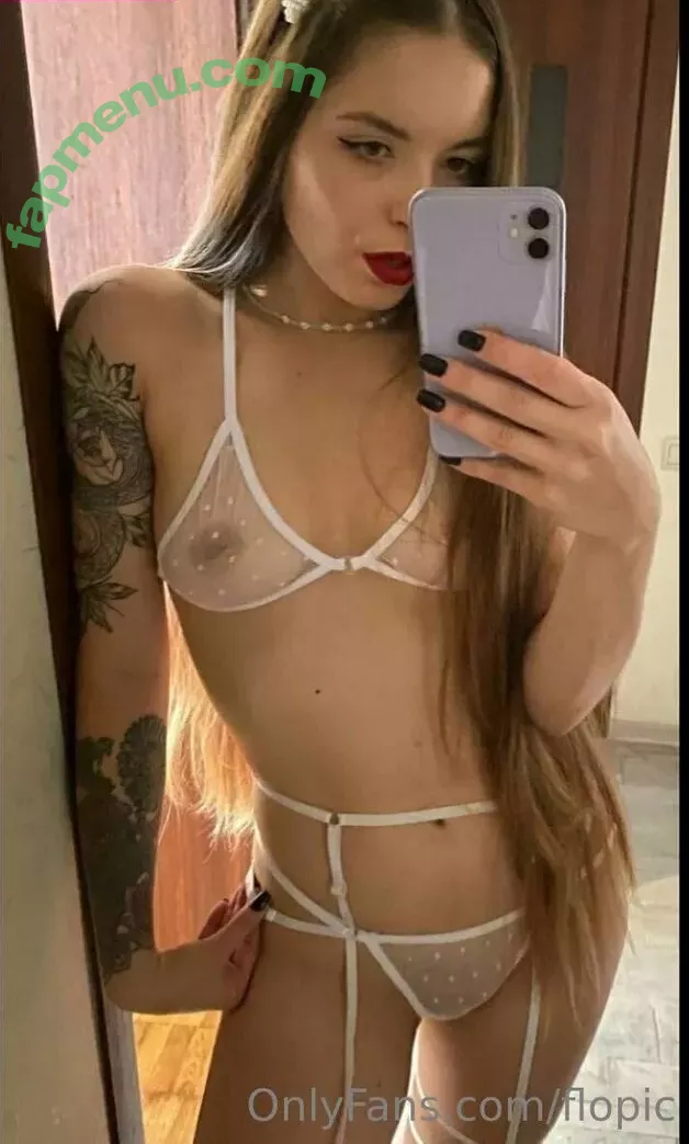 flopic nude photo #0185 (flopichilooficial)