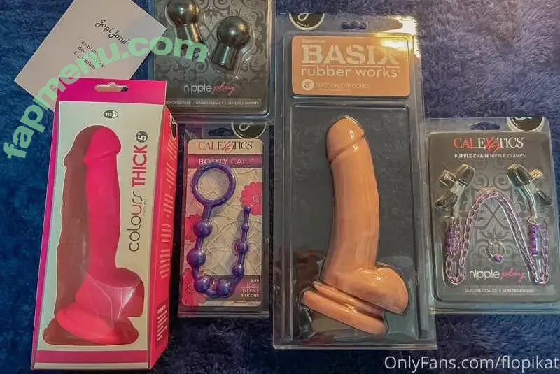 flopikat nude photo #0058 (katstickler)