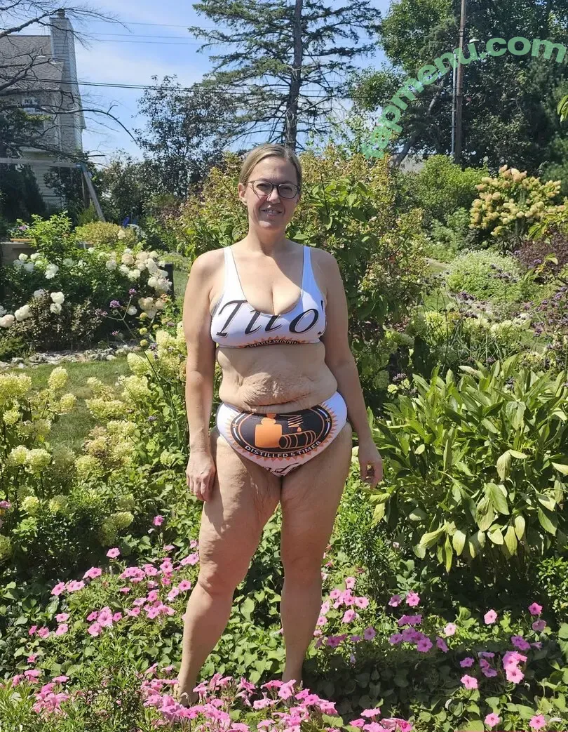 Flora Mae nude photo #0008 (floramae.online / super_plenty)