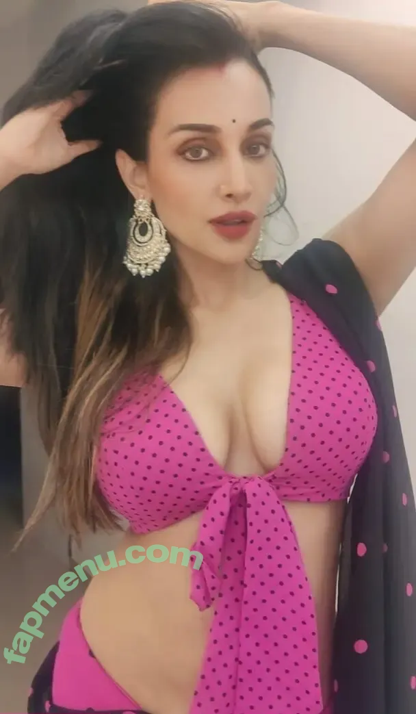 Flora Saini nude photo #0022 (Flora Saini)