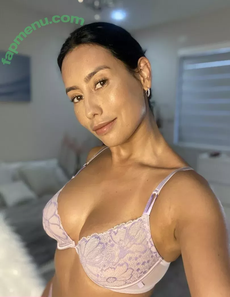 florabellafree nude photo #0011 (florafreekw)