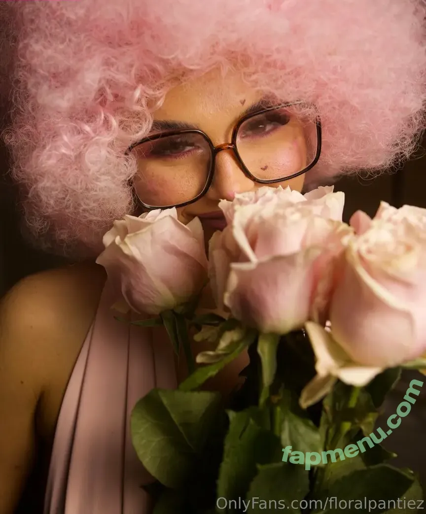 floralpantiez nude photo #0035 (floralpantiez)