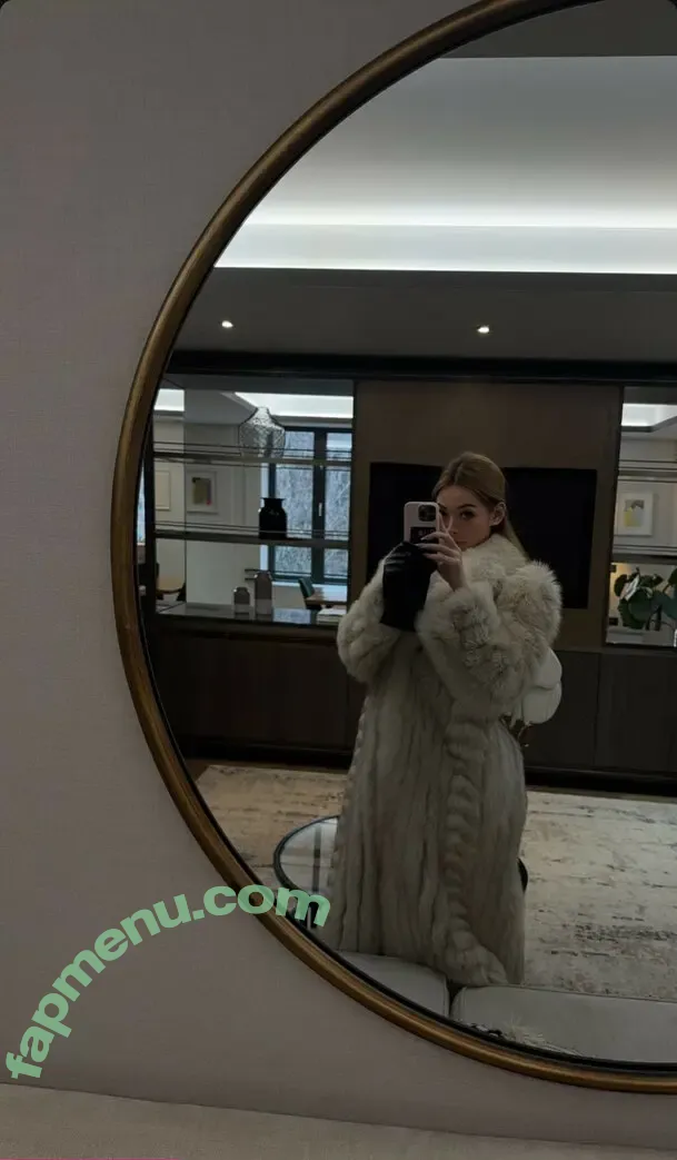 floralydo nude photo #0330 (Flora / Floraxial / 杨 晓彤)