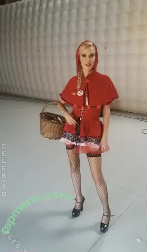 Florane Russell / FloraneRussell / floranerussell_real nude photo #0503