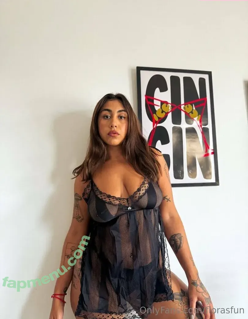florasfun nude photo #0030 (florajiggles)