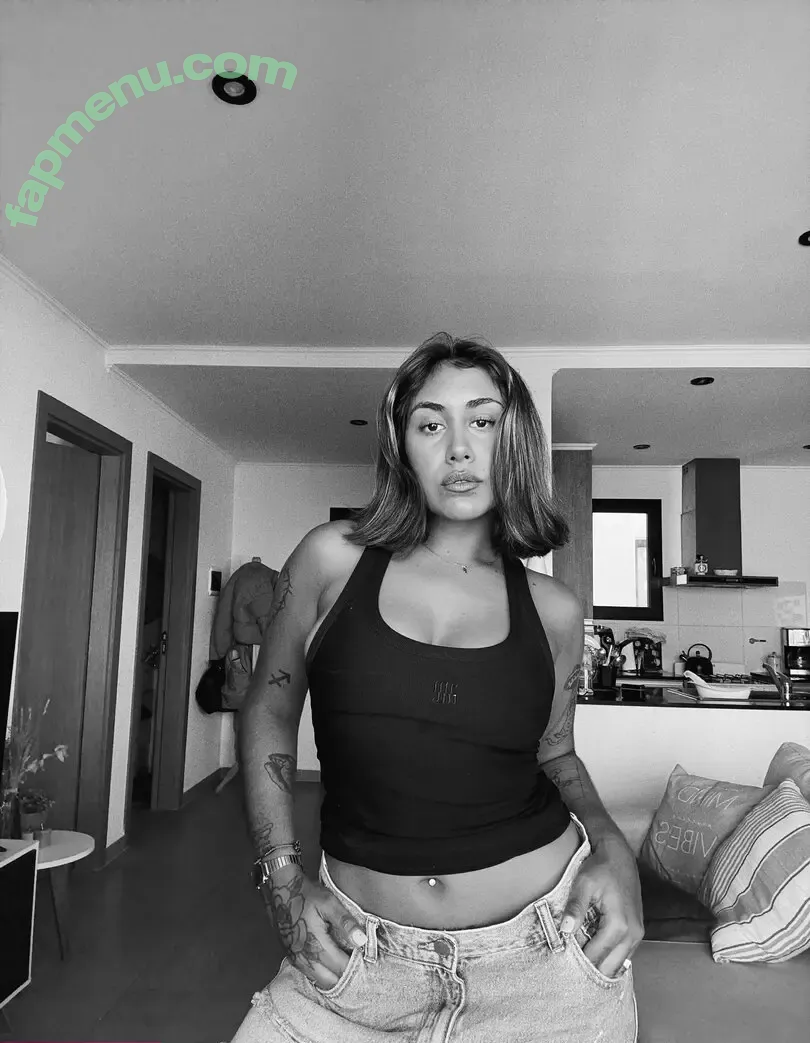 florasfun nude photo #0109 (florajiggles)