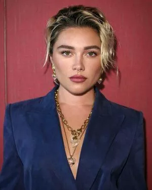 Florence Pugh / florencepugh nude photo #1625