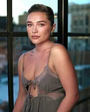 Florence Pugh / florencepugh nude photo #1628