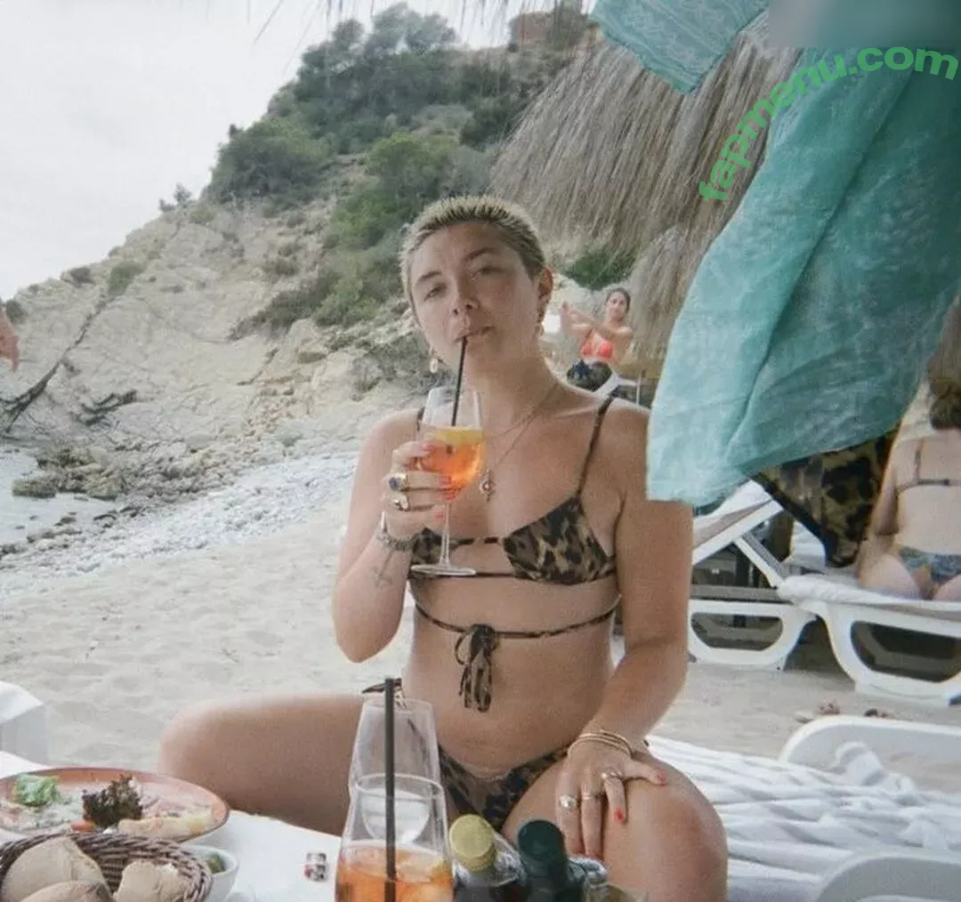 Florence Pugh nude photo #1463 (florencepugh)