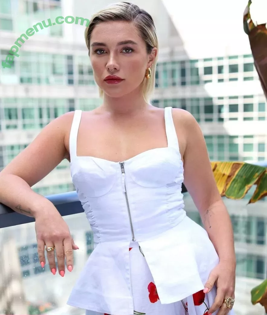 Florence Pugh nude photo #1590 (florencepugh)