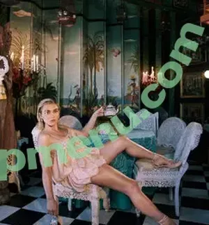 Florence Pugh / florencepugh nude photo #2138