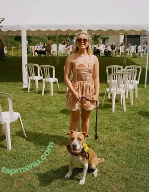 Florence Pugh / florencepugh nude photo #2271