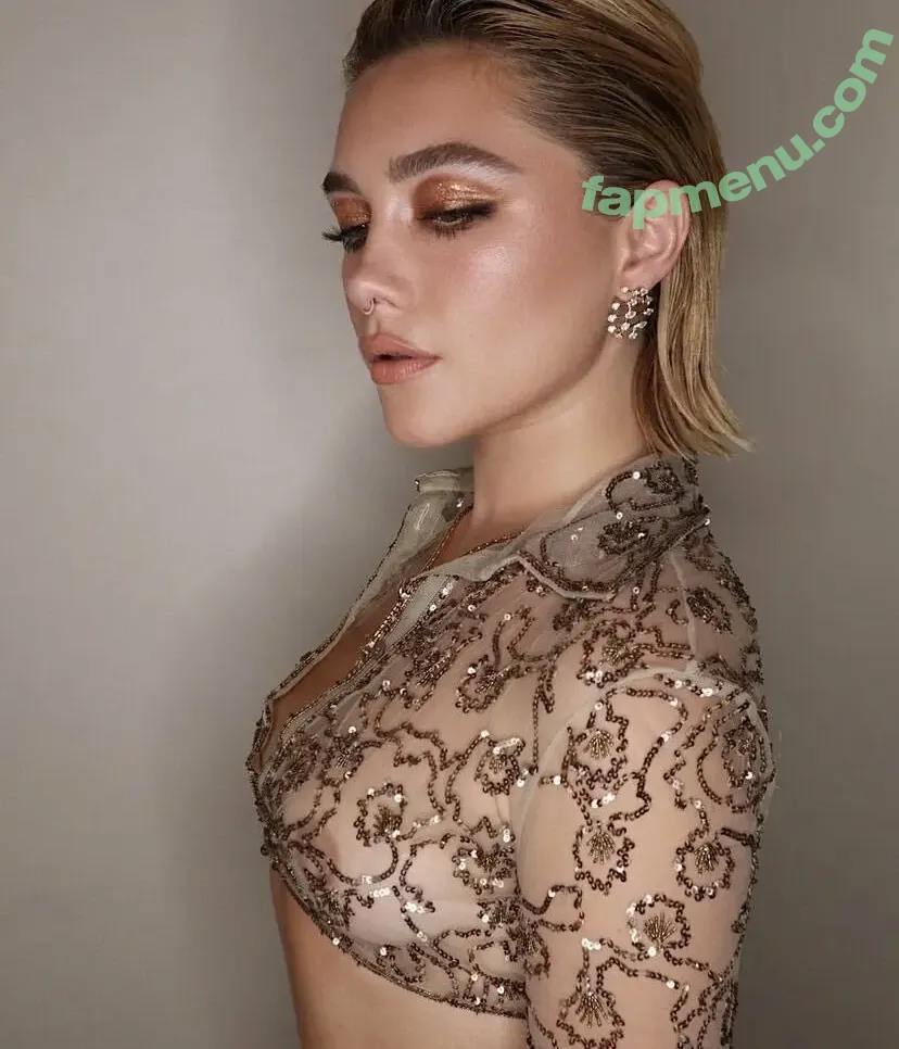 Florence Pugh nude photo #2166 (florencepugh)