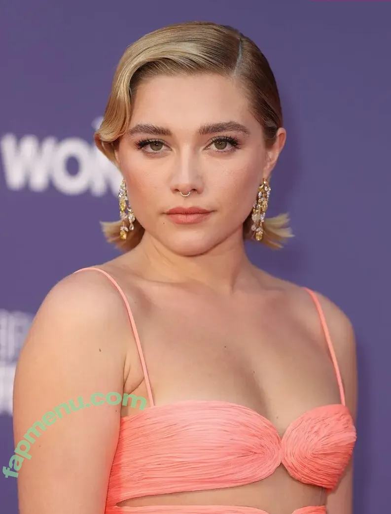 Florence Pugh nude photo #2235 (florencepugh)
