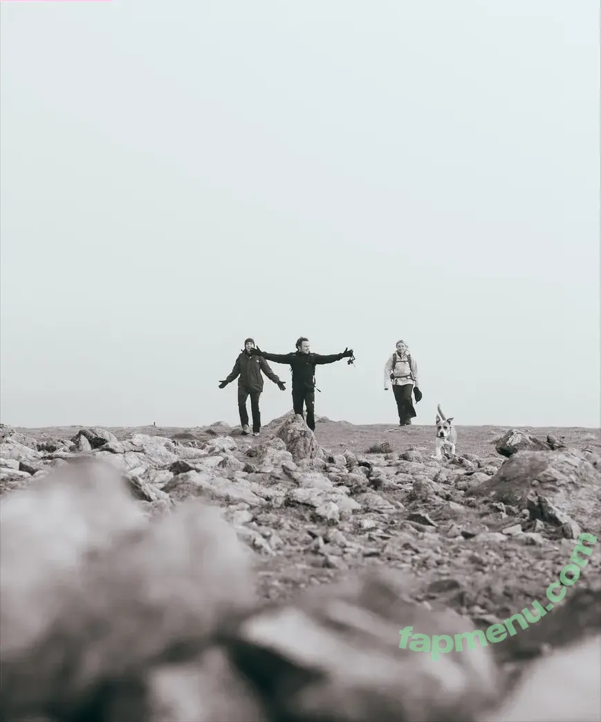 Florence Pugh nude photo #2283 (florencepugh)