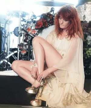 Florence Welch / florence nude photo #0059