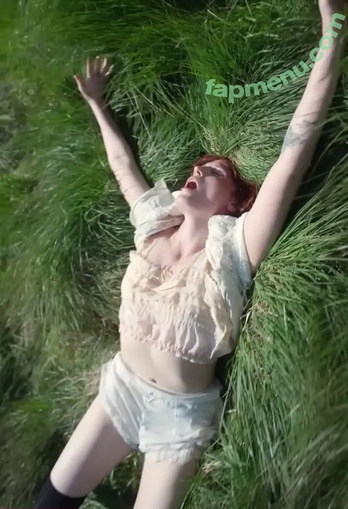 Florence Welch nude photo #0142 (florence)