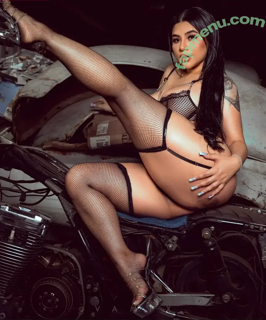 flores_kayyyy nude photo #0005 (flores_kayyyy)