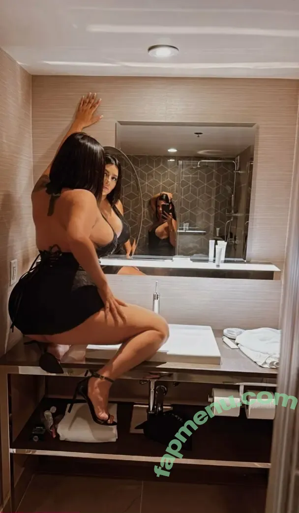 flores_kayyyy nude photo #0027 (flores_kayyyy)