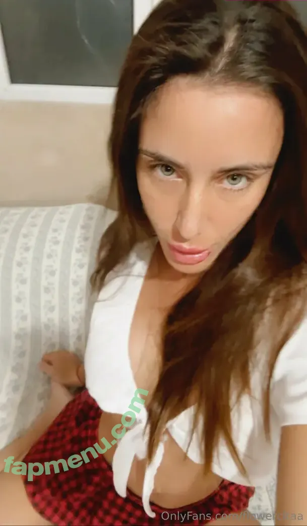 florjj nude photo #0008 (valeria.florjj)