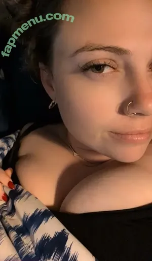  nude photo #0004