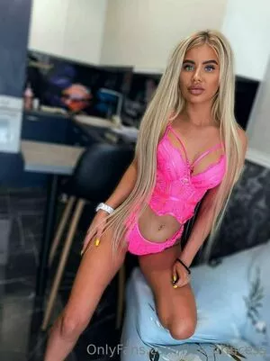 flov_princess / flo.imvu nude photo #1069