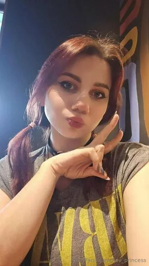 flov_princess / flo.imvu nude photo #1353