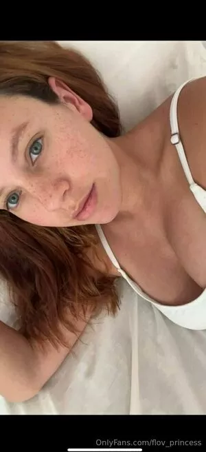 flov_princess / flo.imvu nude photo #1817