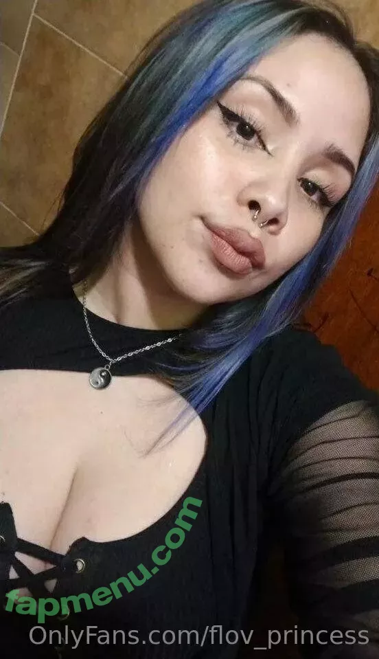 flov_princess nude photo #1198 (flo.imvu)