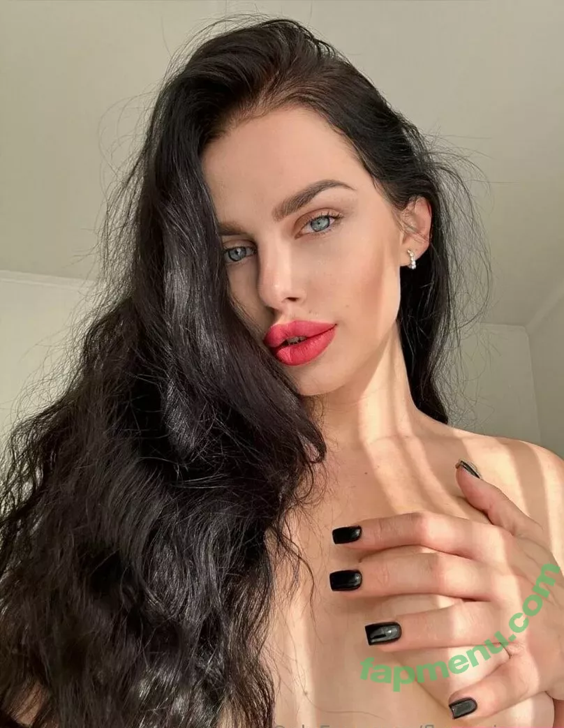 flov_princess nude photo #1225 (flo.imvu)