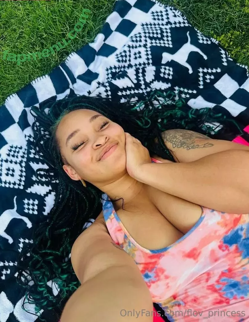 flov_princess nude photo #1252 (flo.imvu)