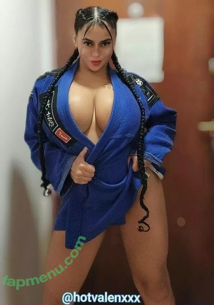 flov_princess nude photo #1467 (flo.imvu)