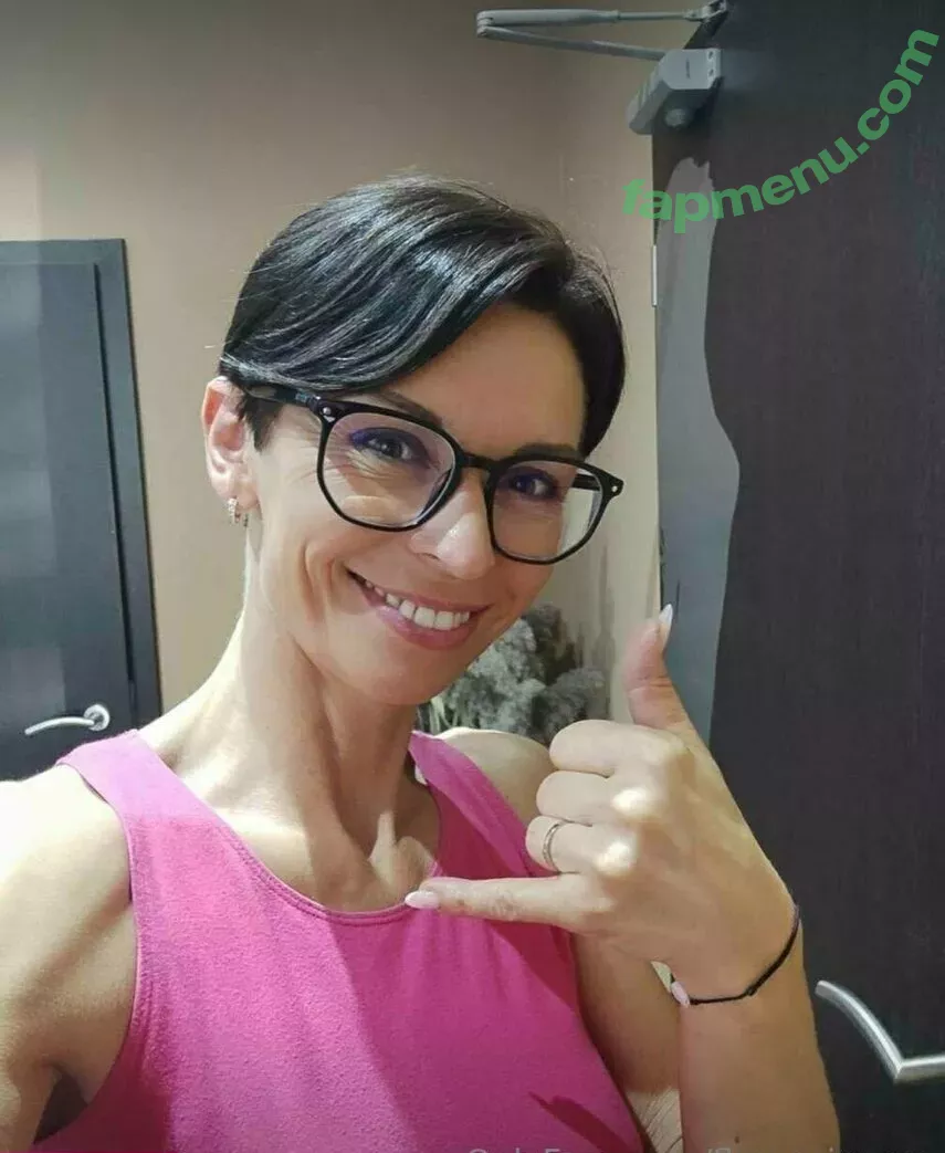 flov_princess nude photo #1685 (flo.imvu)