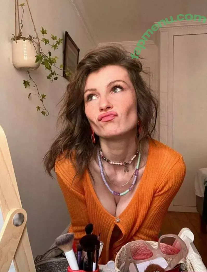 flov_princess nude photo #1815 (flo.imvu)