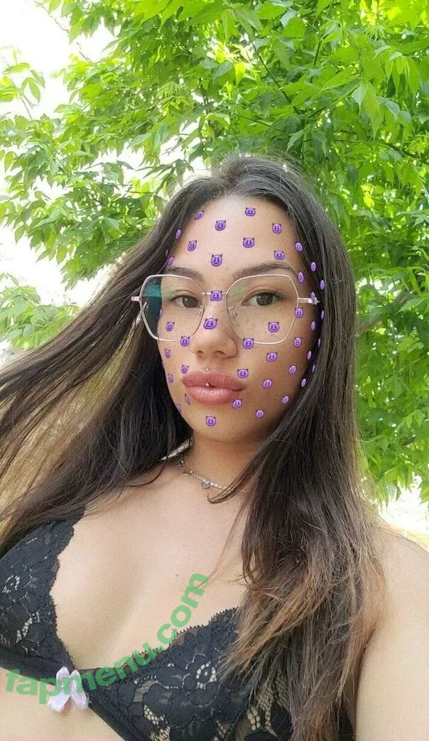 flov_princess nude photo #1842 (flo.imvu)