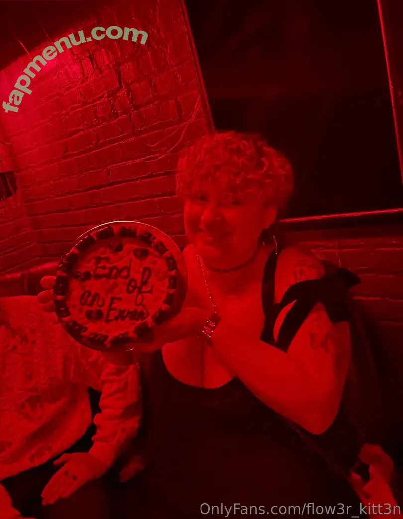 flow3r_kitt3n nude photo #0127 (littl3_flow3r_kitt3n)