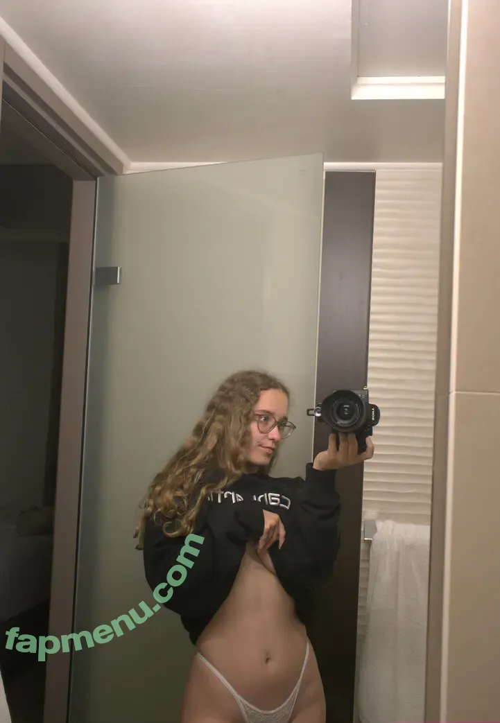 flowinaparadise nude photo #0025 (flowinaparadise)